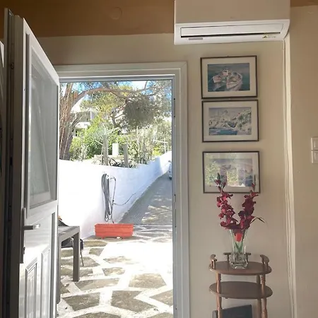 Poseidon House * Kini